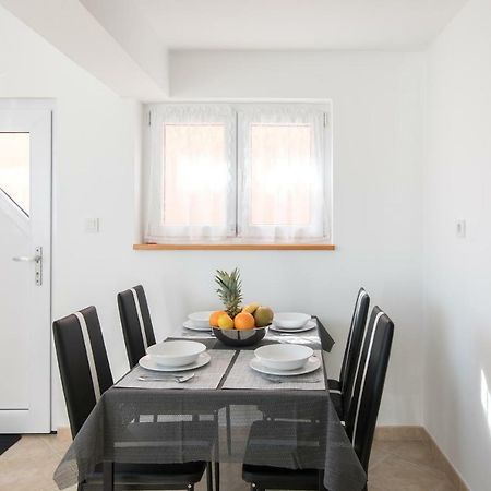 Apartment Lavanda Premantura Luaran gambar