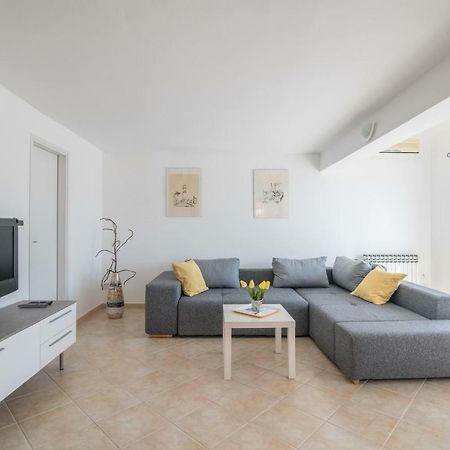 Apartment Lavanda Premantura Luaran gambar