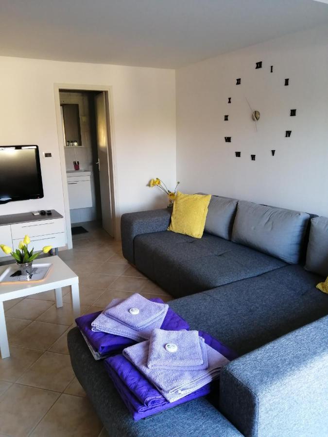Apartment Lavanda Premantura Luaran gambar