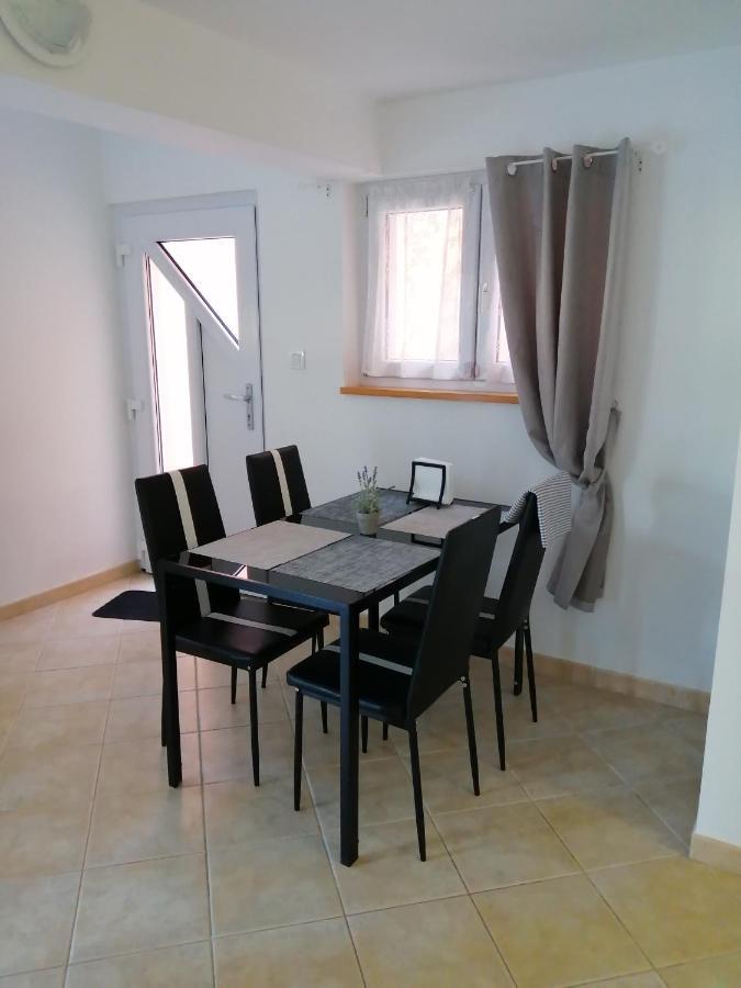 Apartment Lavanda Premantura Luaran gambar