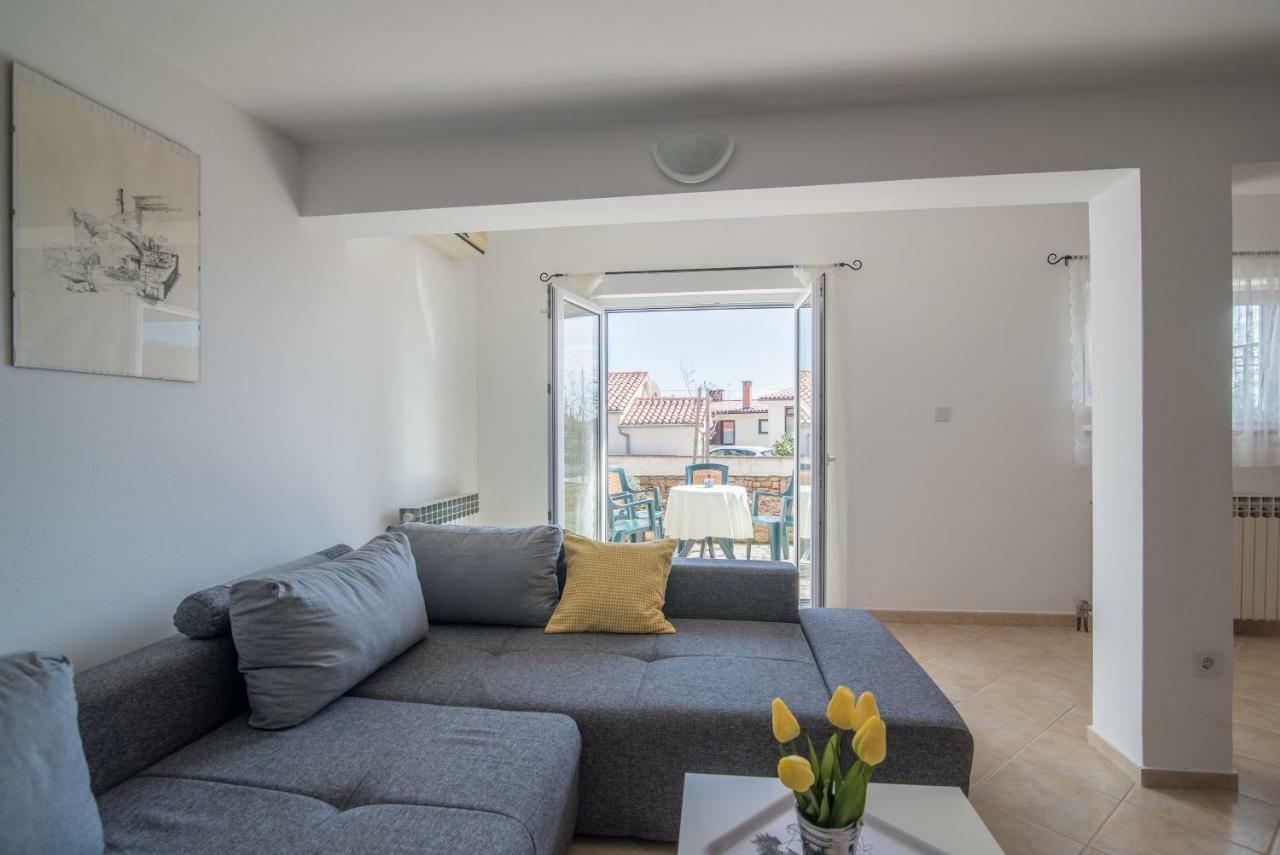 Apartment Lavanda Premantura Luaran gambar