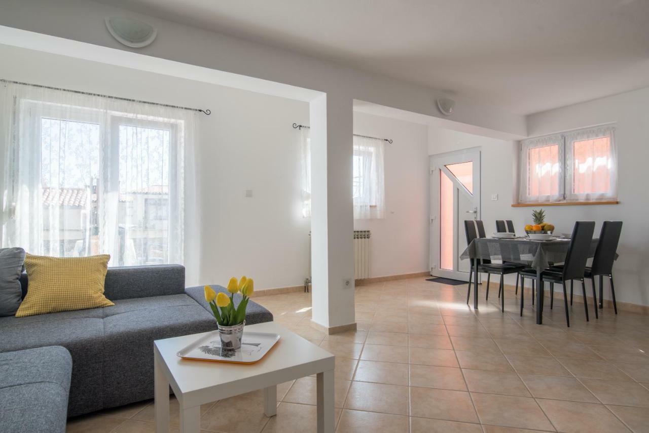 Apartment Lavanda Premantura Luaran gambar